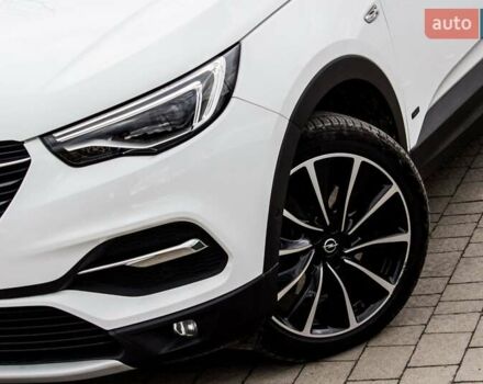 Белый Опель Grandland X, объемом двигателя 1.6 л и пробегом 54 тыс. км за 22900 $, фото 2 на Automoto.ua