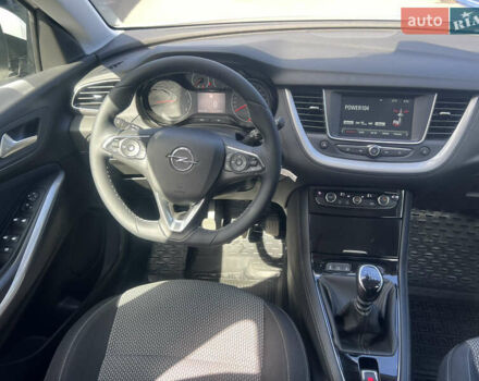 Белый Опель Grandland X, объемом двигателя 1.5 л и пробегом 46 тыс. км за 21924 $, фото 10 на Automoto.ua