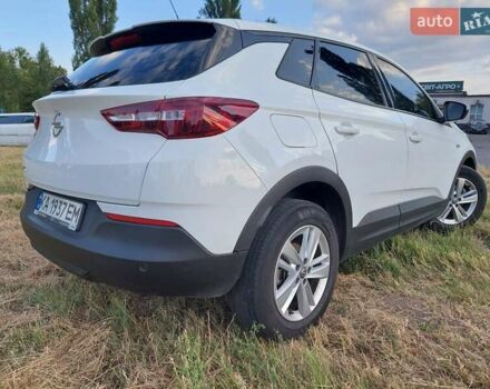 Белый Опель Grandland X, объемом двигателя 1.5 л и пробегом 155 тыс. км за 19500 $, фото 1 на Automoto.ua