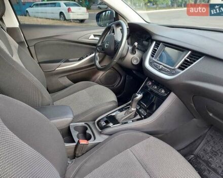 Белый Опель Grandland X, объемом двигателя 1.5 л и пробегом 155 тыс. км за 19500 $, фото 15 на Automoto.ua