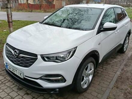 Белый Опель Grandland X, объемом двигателя 2 л и пробегом 128 тыс. км за 18000 $, фото 1 на Automoto.ua