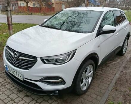 Белый Опель Grandland X, объемом двигателя 2 л и пробегом 128 тыс. км за 18000 $, фото 1 на Automoto.ua