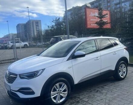 Белый Опель Grandland X, объемом двигателя 1.5 л и пробегом 83 тыс. км за 22000 $, фото 1 на Automoto.ua