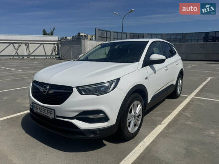 Опель Grandland X 2019 у Києві на Automoto.ua Білий Опель Grandland X, об'ємом двигуна 1.5 л та пробігом 236 тис. км за 16500 $, фото 1 на Automoto.ua