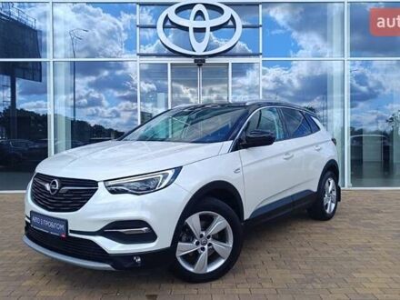 Белый Опель Grandland X, объемом двигателя 1.5 л и пробегом 80 тыс. км за 20848 $, фото 1 на Automoto.ua