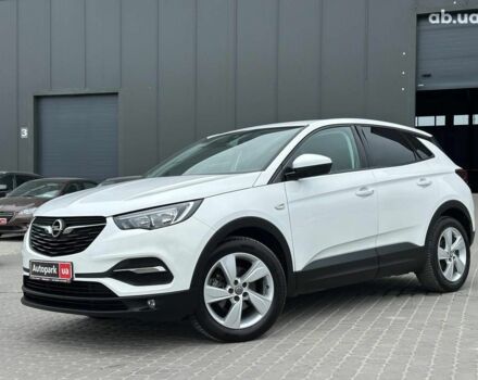 Белый Опель Grandland X, объемом двигателя 1.5 л и пробегом 163 тыс. км за 15990 $, фото 1 на Automoto.ua