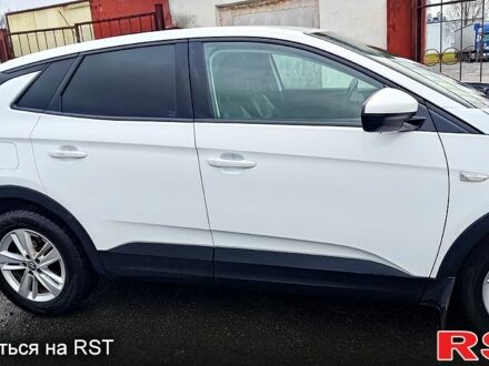 Белый Опель Grandland X, объемом двигателя 1.5 л и пробегом 53 тыс. км за 17300 $, фото 1 на Automoto.ua