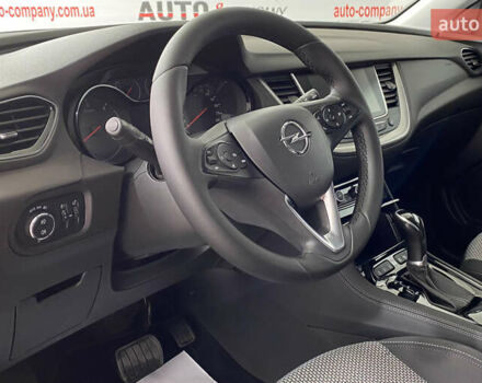 Черный Опель Grandland X, объемом двигателя 1.5 л и пробегом 197 тыс. км за 17750 $, фото 5 на Automoto.ua