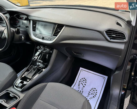 Чорний Опель Grandland X, об'ємом двигуна 1.5 л та пробігом 152 тис. км за 16400 $, фото 49 на Automoto.ua