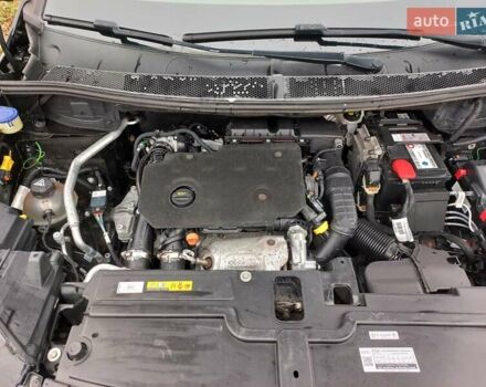 Черный Опель Grandland X, объемом двигателя 1.5 л и пробегом 215 тыс. км за 15800 $, фото 4 на Automoto.ua