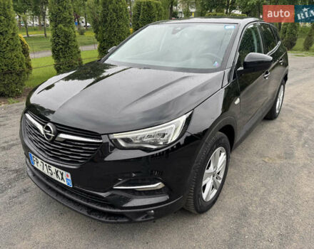 Черный Опель Grandland X, объемом двигателя 1.5 л и пробегом 220 тыс. км за 15800 $, фото 1 на Automoto.ua