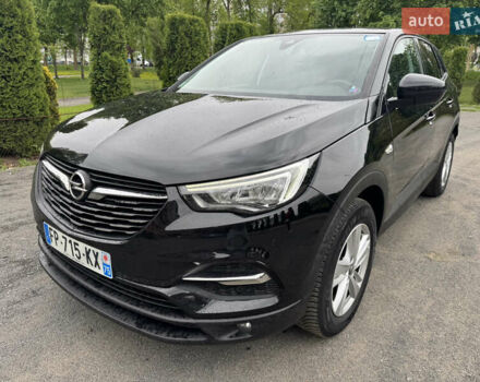 Черный Опель Grandland X, объемом двигателя 1.5 л и пробегом 220 тыс. км за 15800 $, фото 3 на Automoto.ua