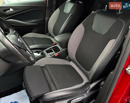 Красный Опель Grandland X, объемом двигателя 1.5 л и пробегом 79 тыс. км за 19000 $, фото 25 на Automoto.ua