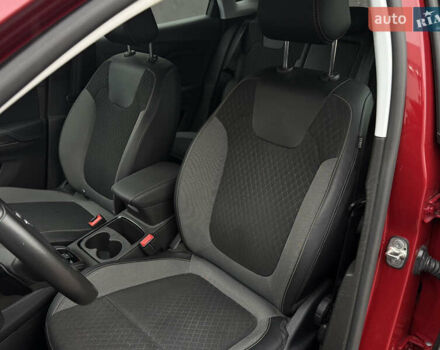 Красный Опель Grandland X, объемом двигателя 1.6 л и пробегом 53 тыс. км за 26450 $, фото 11 на Automoto.ua