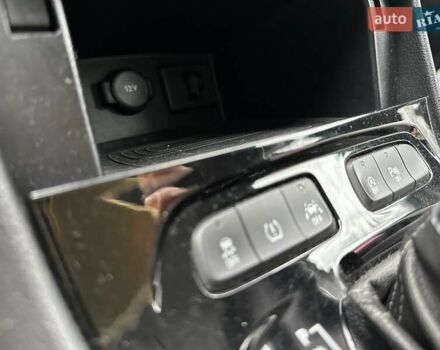 Серый Опель Grandland X, объемом двигателя 2 л и пробегом 235 тыс. км за 18200 $, фото 16 на Automoto.ua