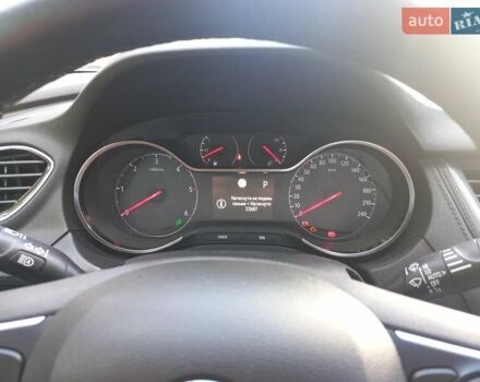 Серый Опель Grandland X, объемом двигателя 2 л и пробегом 235 тыс. км за 18200 $, фото 12 на Automoto.ua