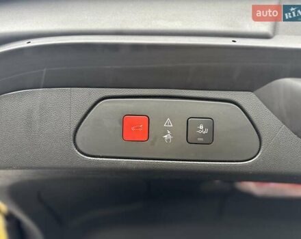 Серый Опель Grandland X, объемом двигателя 2 л и пробегом 235 тыс. км за 18200 $, фото 17 на Automoto.ua