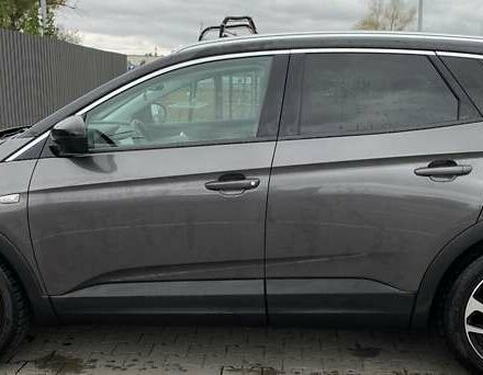 Серый Опель Grandland X, объемом двигателя 2 л и пробегом 235 тыс. км за 18200 $, фото 5 на Automoto.ua