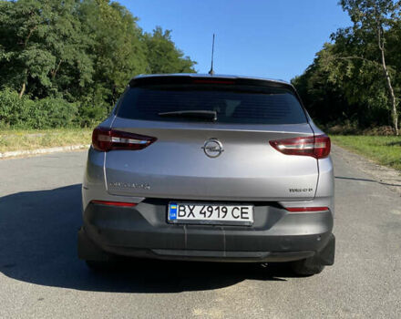 Серый Опель Grandland X, объемом двигателя 1.5 л и пробегом 173 тыс. км за 17500 $, фото 7 на Automoto.ua