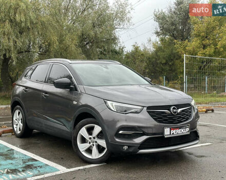 Сірий Опель Grandland X, об'ємом двигуна 1.5 л та пробігом 95 тис. км за 21499 $, фото 1 на Automoto.ua