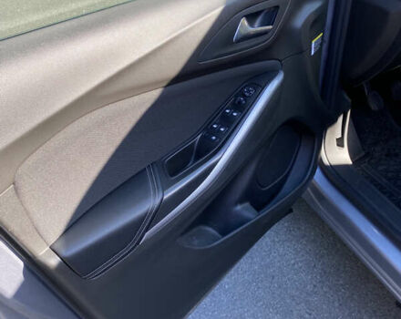 Серый Опель Grandland X, объемом двигателя 1.5 л и пробегом 173 тыс. км за 17500 $, фото 18 на Automoto.ua