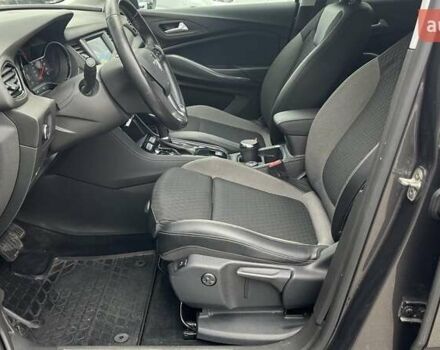 Сірий Опель Grandland X, об'ємом двигуна 1.5 л та пробігом 75 тис. км за 18615 $, фото 11 на Automoto.ua
