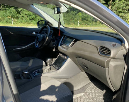 Серый Опель Grandland X, объемом двигателя 1.5 л и пробегом 173 тыс. км за 17500 $, фото 11 на Automoto.ua