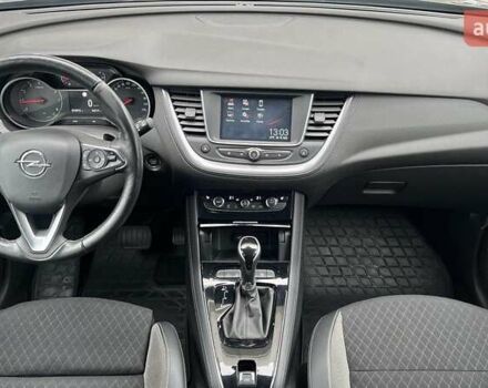 Сірий Опель Grandland X, об'ємом двигуна 1.5 л та пробігом 75 тис. км за 18615 $, фото 7 на Automoto.ua