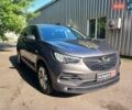 Серый Опель Grandland X, объемом двигателя 1.5 л и пробегом 93 тыс. км за 18990 $, фото 2 на Automoto.ua