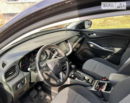 Сірий Опель Grandland X, об'ємом двигуна 1.5 л та пробігом 68 тис. км за 16900 $, фото 1 на Automoto.ua