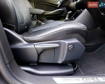 Сірий Опель Grandland X, об'ємом двигуна 2 л та пробігом 151 тис. км за 22800 $, фото 63 на Automoto.ua