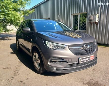 Серый Опель Grandland X, объемом двигателя 1.5 л и пробегом 93 тыс. км за 20390 $, фото 2 на Automoto.ua