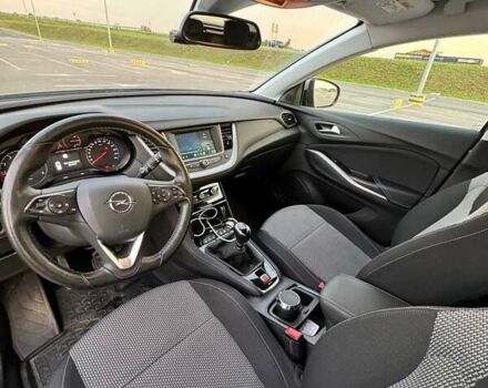 Серый Опель Grandland X, объемом двигателя 1.5 л и пробегом 89 тыс. км за 18600 $, фото 10 на Automoto.ua