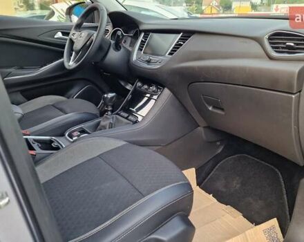 Сірий Опель Grandland X, об'ємом двигуна 1.5 л та пробігом 212 тис. км за 21900 $, фото 13 на Automoto.ua