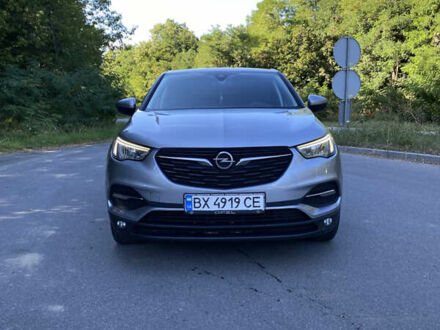 Серый Опель Grandland X, объемом двигателя 1.5 л и пробегом 173 тыс. км за 17500 $, фото 1 на Automoto.ua