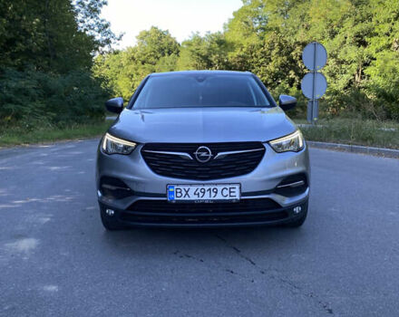 Серый Опель Grandland X, объемом двигателя 1.5 л и пробегом 173 тыс. км за 17500 $, фото 1 на Automoto.ua