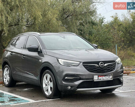 Серый Опель Grandland X, объемом двигателя 1.5 л и пробегом 95 тыс. км за 21499 $, фото 1 на Automoto.ua