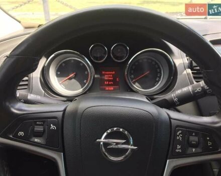 Опель Insignia Sports Tourer, об'ємом двигуна 2 л та пробігом 282 тис. км за 7900 $, фото 12 на Automoto.ua