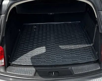 Опель Insignia Sports Tourer 2014 в Кременчуге на Automoto.ua Серый Опель Insignia Sports Tourer, объемом двигателя 2 л и пробегом 0 тыс. км за 6000 $, фото 1 на Automoto.ua