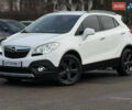 Белый Опель Mokka, объемом двигателя 1.69 л и пробегом 217 тыс. км за 10399 $, фото 1 на Automoto.ua