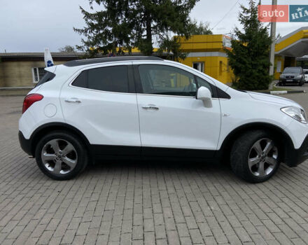 Белый Опель Mokka, объемом двигателя 1.36 л и пробегом 140 тыс. км за 11400 $, фото 1 на Automoto.ua