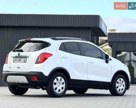 Білий Опель Mokka, об'ємом двигуна 1.6 л та пробігом 128 тис. км за 9700 $, фото 7 на Automoto.ua