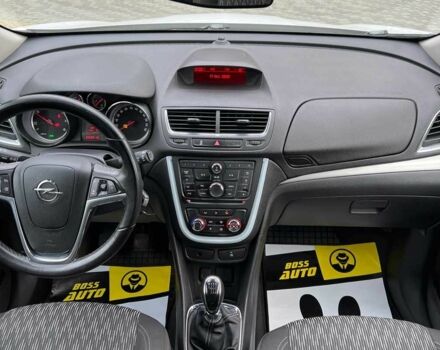 Білий Опель Mokka, об'ємом двигуна 1.6 л та пробігом 204 тис. км за 299 $, фото 11 на Automoto.ua