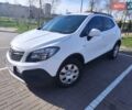 Белый Опель Mokka, объемом двигателя 1.6 л и пробегом 127 тыс. км за 10200 $, фото 1 на Automoto.ua