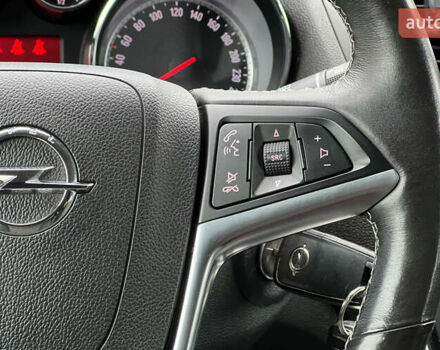 Білий Опель Mokka, об'ємом двигуна 1.36 л та пробігом 102 тис. км за 13650 $, фото 12 на Automoto.ua