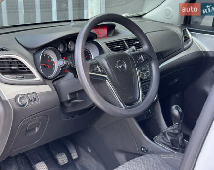 Білий Опель Mokka, об'ємом двигуна 1.6 л та пробігом 128 тис. км за 9700 $, фото 16 на Automoto.ua