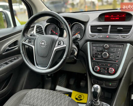 Опель Mokka 2016 у Львові на Automoto.ua Білий Опель Mokka, об'ємом двигуна 1.6 л та пробігом 204 тис. км за 12500 $, фото 18 на Automoto.ua