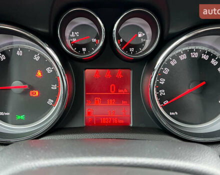 Білий Опель Mokka, об'ємом двигуна 1.36 л та пробігом 102 тис. км за 13650 $, фото 14 на Automoto.ua