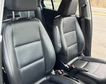 Белый Опель Mokka, объемом двигателя 1.6 л и пробегом 102 тыс. км за 12900 $, фото 6 на Automoto.ua