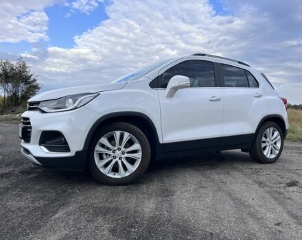 Белый Опель Mokka, объемом двигателя 1.6 л и пробегом 102 тыс. км за 12900 $, фото 1 на Automoto.ua